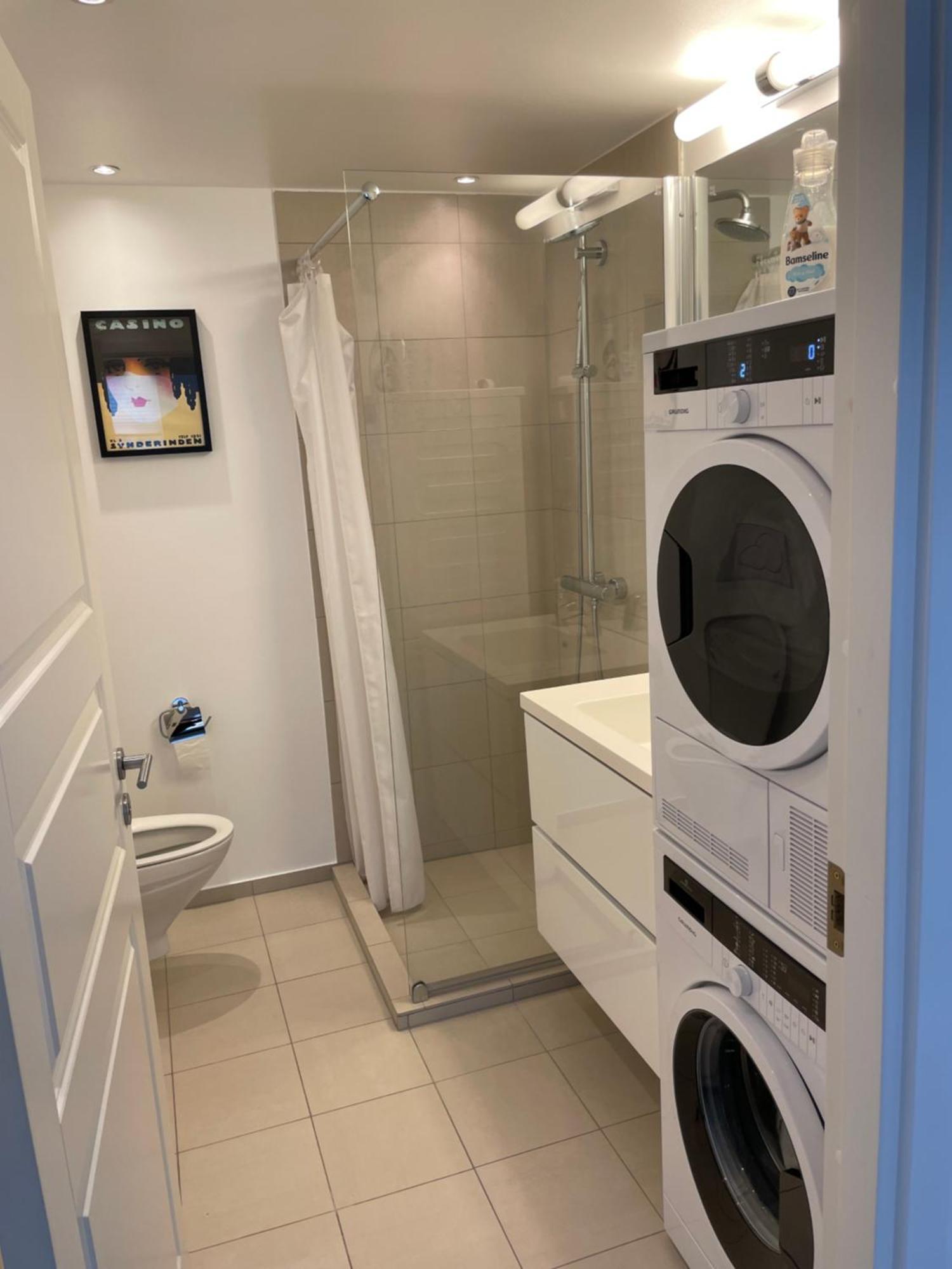 Lux Apartm, 2 Full Bathrooms, 2tv *